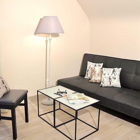 Bed and Breakfast Au Jardin De Lisa Cherreau Екстер'єр фото