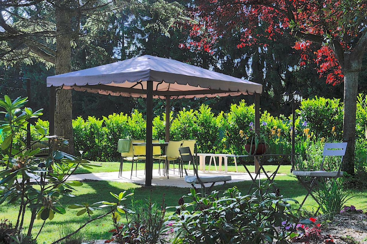 Bed and Breakfast Au Jardin De Lisa Cherreau Екстер'єр фото