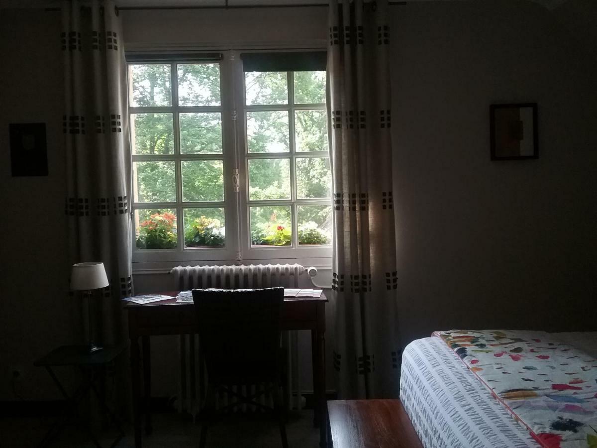 Bed and Breakfast Au Jardin De Lisa Cherreau Екстер'єр фото